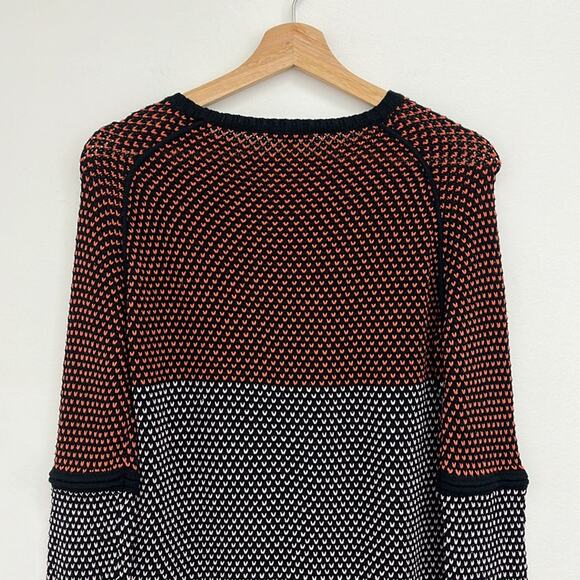 Lisa Todd Bird's Eye Cotton Cashmere Colorblock Knit Raglan Crew Sweater - Small - Picture 4 of 11